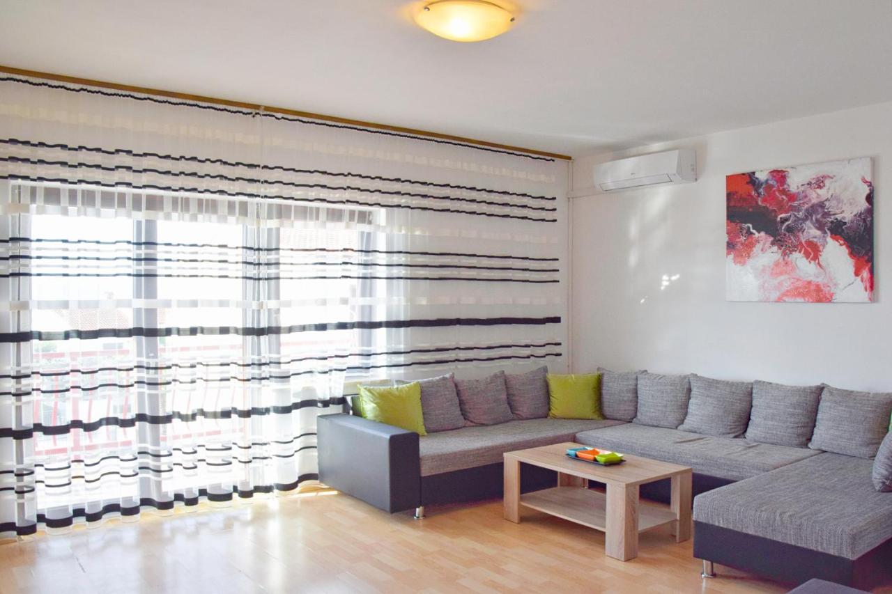 Apartments Margareta & Ena マリンスカ エクステリア 写真