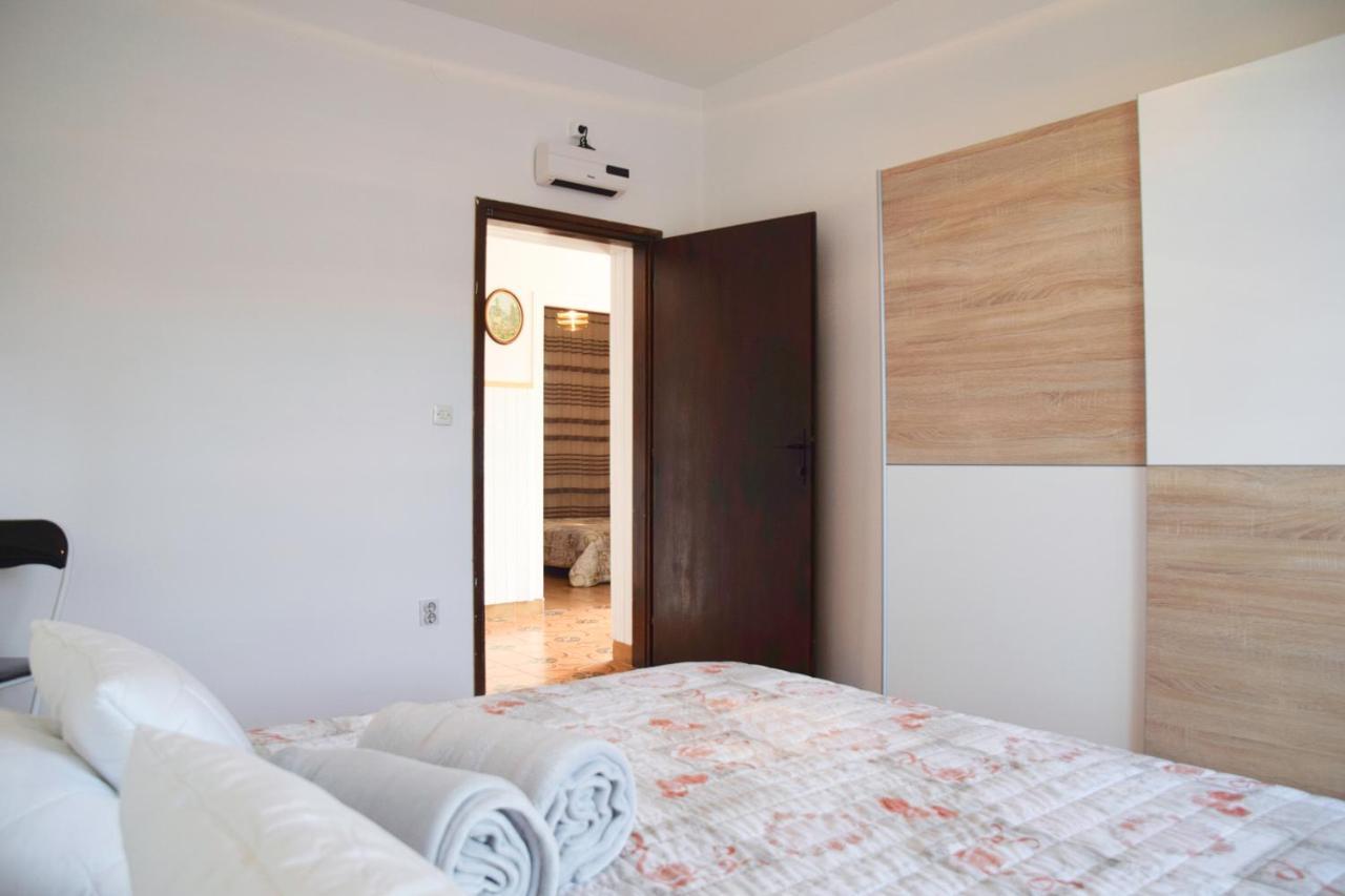 Apartments Margareta & Ena マリンスカ エクステリア 写真